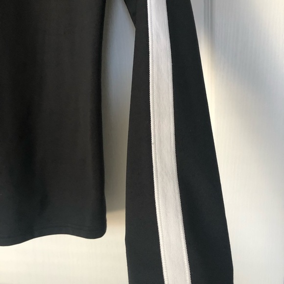 Under Armour - half-zip sweater - Picture 6 of 6